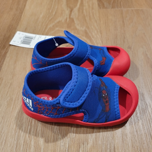 Adidas x Marvel Unisex Toddler Sandals/Shoes Spider-Man Blue/Red Size 6.5 New - Picture 2 of 11